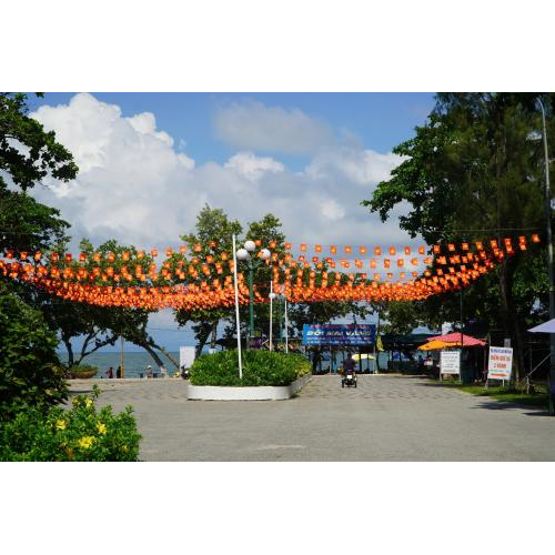 Hà tiên tích cực Chào mừng Kỷ niệm 50 năm ngày Giải phóng miền Nam, thống nhất đất nước (30/4/1975 – 30/4/2025) và ngày Quốc tế Lao động (01/5/1886 – 01/5/2025)