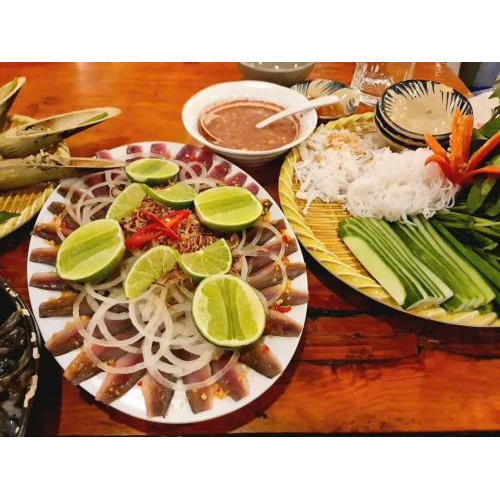 Bản Hợp Tấu Hương Vị Biển Cả Trong Từng Thớ Gỏi Cá Trích Hà Tiên