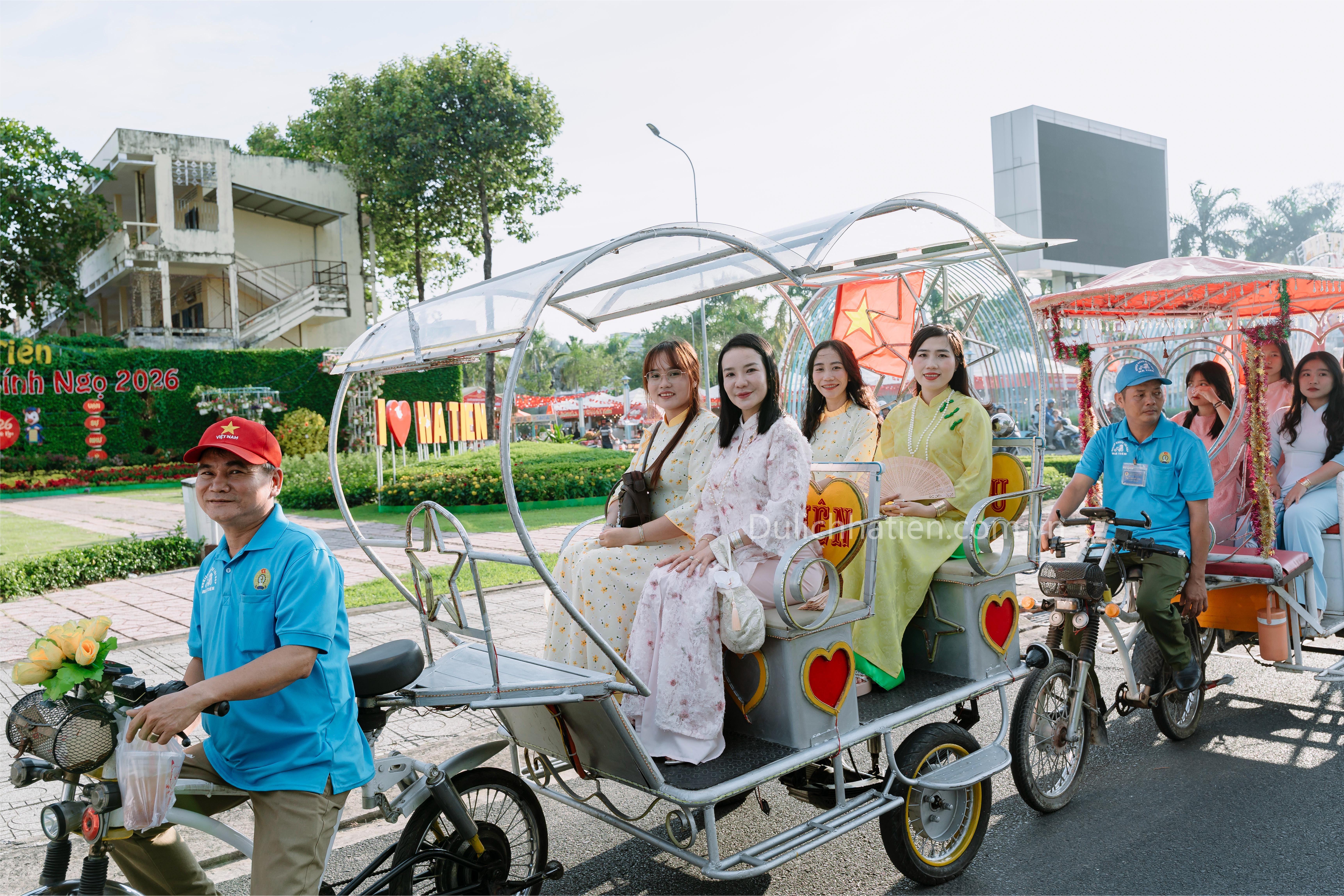 Tôn vinh hình ảnh xe lôi - nét đặc trưng đô thị Hà Tiên