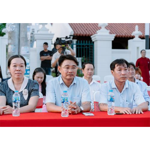 Khai Bút Phố Thư Pháp “Hà Tiên Thập Cảnh Khúc Vịnh” - Điểm Nhấn Văn Hóa Tại Lễ Hội 290 Năm Tao Đàn Chiêu Anh Các